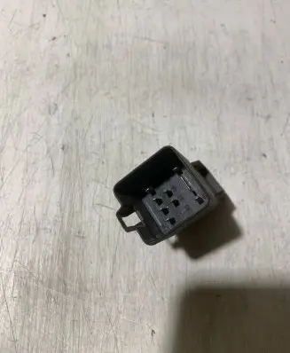 Volkswagen Caddy Glow plug pre-heat relay 038907281D
