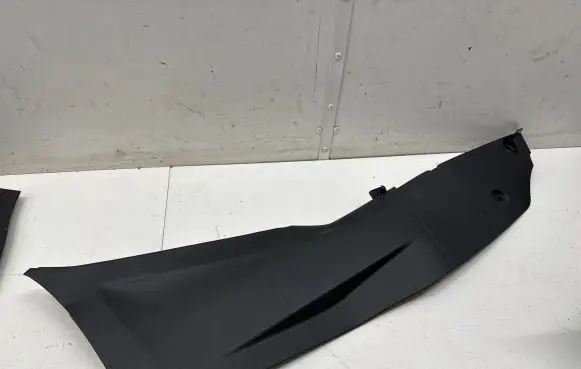 Peugeot 2008 II Other center console (tunnel) element 9825205480