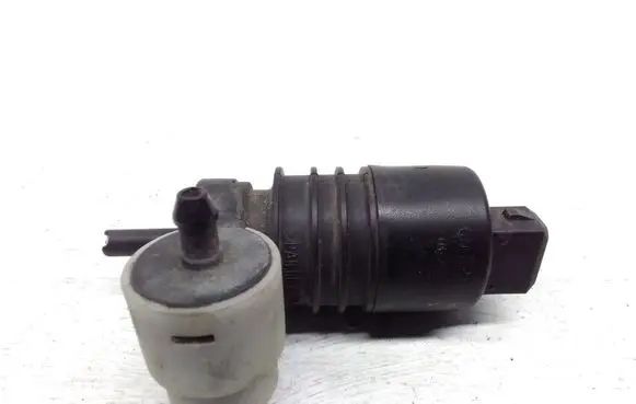 Opel Signum Windscreen/windshield washer pump