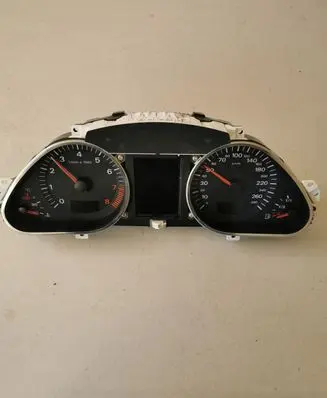 Audi A6 S6 C6 4F Speedometer (instrument cluster) 5550007301