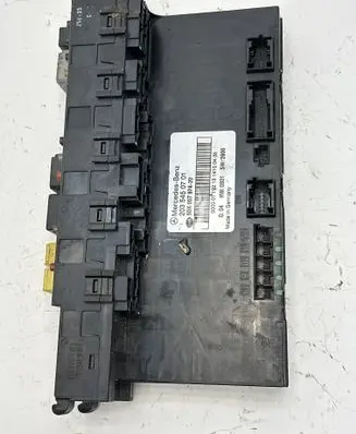 Mercedes-Benz C W203 SAM control unit 2035450701