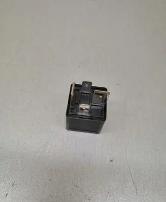 Volvo S40 Other relay 9441158 V23134J523346
