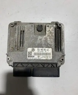 Skoda Octavia Mk2 (1Z) Engine control unit/module 03G906021LB 0101323