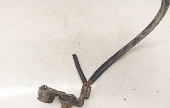 Toyota Avensis T250 Positive cable (battery)