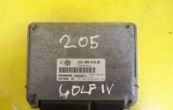 Volkswagen Golf IV Engine control unit/module 06A906019BF