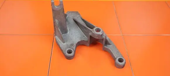 Ford Focus Gearbox mounting bracket CV617M125UC M1DA