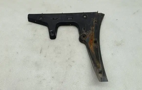 Audi A6 S6 C6 4F Rear bumper mounting bracket 4F9807453 13867