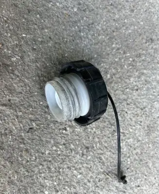 Mitsubishi Lancer Evolution X Fuel tank filler cap 