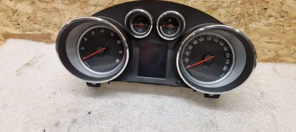 Opel Astra J Speedometer (instrument cluster) 13374903 600775881 5049033112650193
