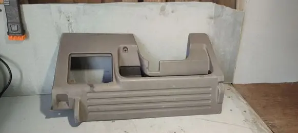 Nissan NV200 Dashboard side end trim 681102F900