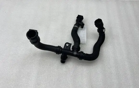 Opel Mokka B Engine coolant pipe/hose 9837670080 110000097