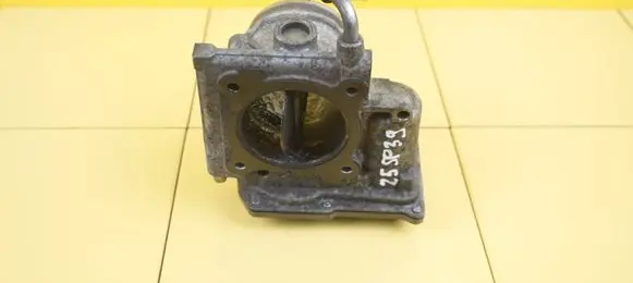 Mazda 6 Throttle body valve SH01136B0 SH01