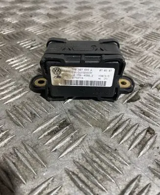 Volkswagen Golf V ESP acceleration yaw rate sensor 7H0907655A 10170103663
