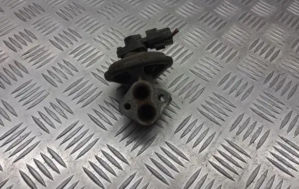 Ford Probe EGR valve K5T7137