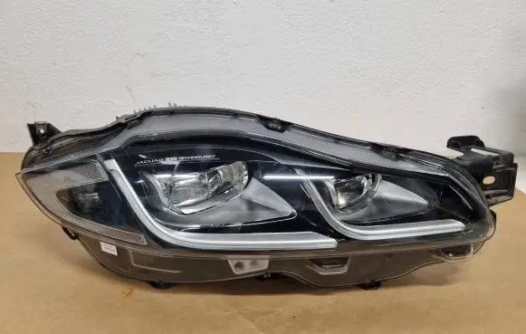 Jaguar XJ X351 Headlight/headlamp 89909558