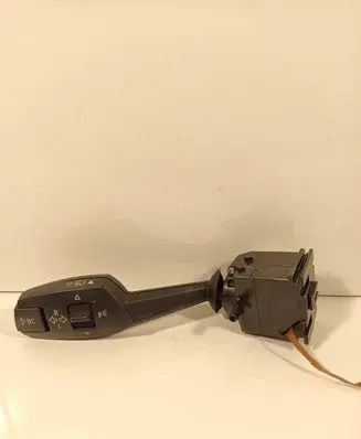 BMW X5 E70 Indicator stalk 01108110