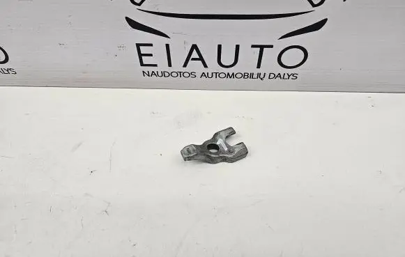 BMW 3 E90 E91 Fuel Injector clamp holder