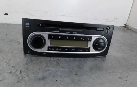 Radio/CD/DVD/GPS head unit