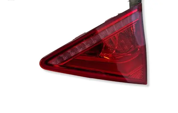 Audi A7 S7 4G Tailgate rear/tail lights 4G8945094