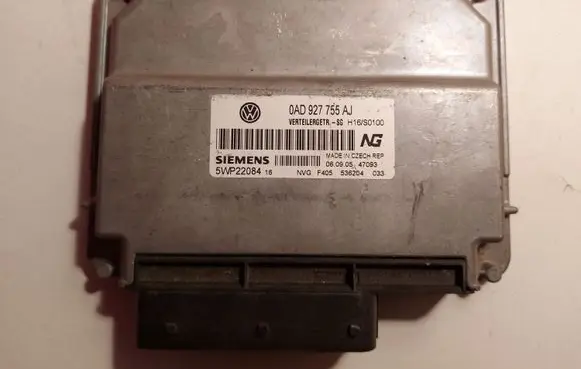 Volkswagen Touareg I Gearbox control unit/module 0AD927755AJ