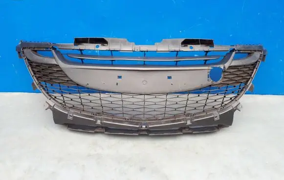 Mazda 3 II Front bumper BCW8501T1