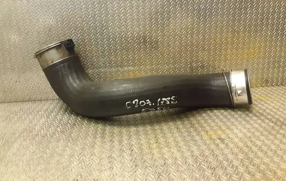 Mercedes-Benz E W212 Intercooler hose/pipe 2045280682