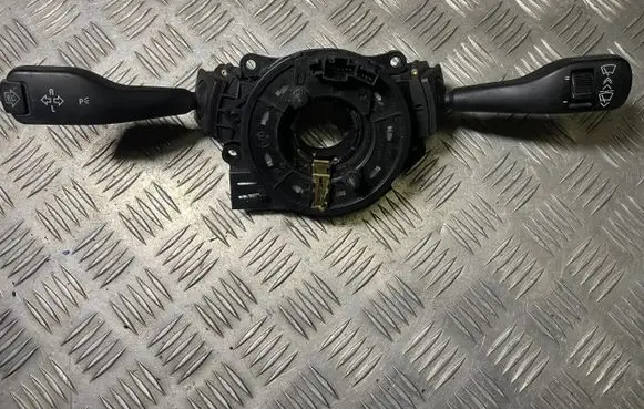 BMW 3 E46 Wiper turn signal indicator stalk/switch 8376445 01404015