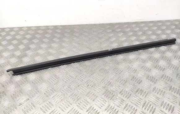 Toyota Aygo AB40 Front door glass trim molding