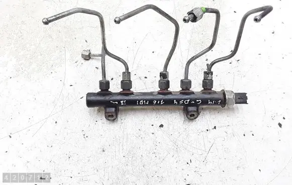 Citroen DS4 Fuel main line pipe 9685297580