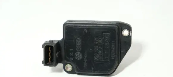 Audi A4 S4 B5 8D Mass air flow meter 058133471