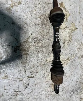 Nissan Note (E11) Front driveshaft