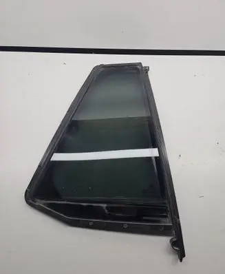 BMW 4 G22 G23 G24 G26 Rear vent window glass 7336996 7387460