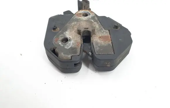 Volvo XC70 Engine bonnet/hood lock/catch 9483764 9483765 7890