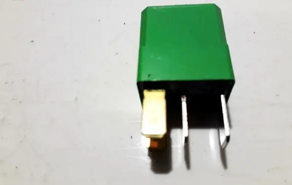 Mitsubishi Outlander Other relay 8627A014 ACM32221M14