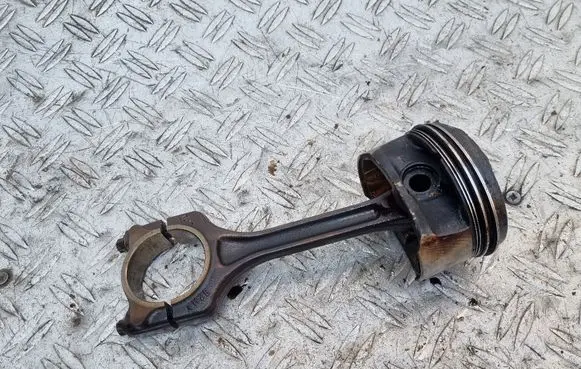 Mini One - Cooper Coupe R56 Piston with connecting rod P122 AH2B