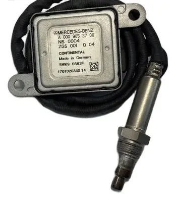 Mercedes-Benz C W204 Lambda probe sensor A0009053706 5WK96683F