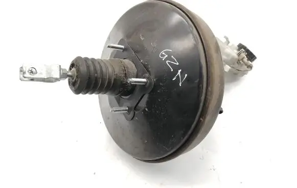 Toyota Verso-S Brake booster 0204051846