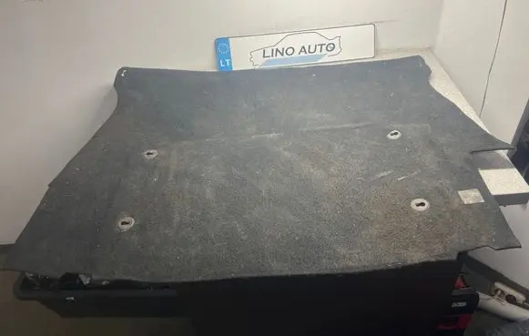 Trunk/boot mat liner