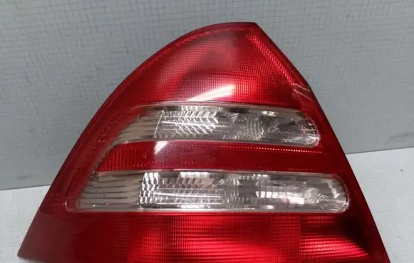 Mercedes-Benz C W203 Rear/tail lights