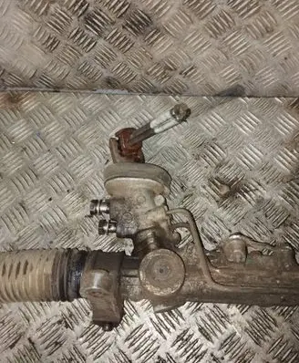 Volkswagen Golf IV Steering rack