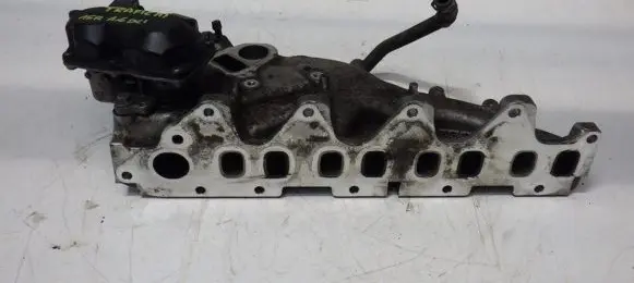 Opel Vivaro Intake manifold 140031243R