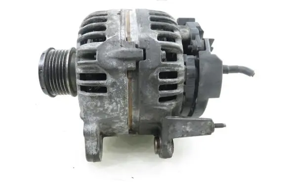 Volkswagen Sharan Generator/alternator 0124515022 045903023A