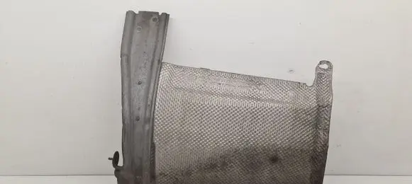Mercedes-Benz C W204 Exhaust heat shield A2046800122