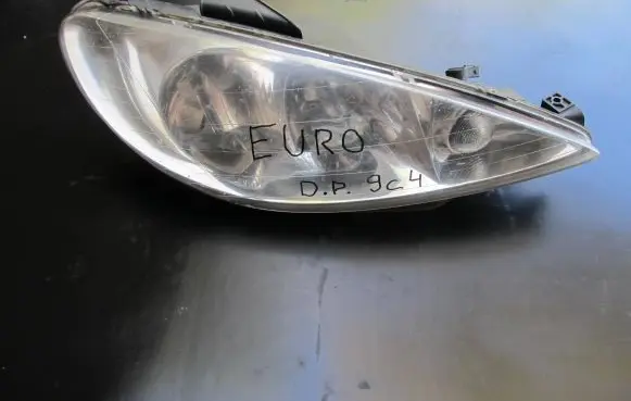 Peugeot 206 Headlight/headlamp 9660535580 89901055 6206A0