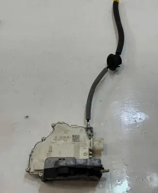 Audi A4 S4 B9 8W Rear door lock