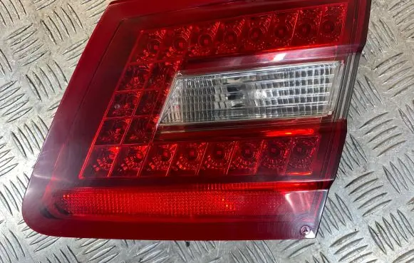 Mercedes-Benz E W212 Tailgate rear/tail lights