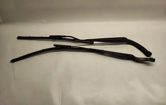 Ford Mustang VI Windshield/front glass wiper blade FR3B17C495AB