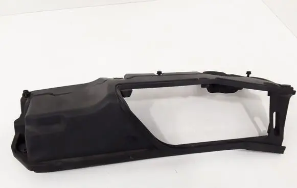 BMW 5 E60 E61 Engine cover (trim) 15383001