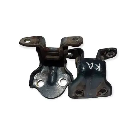 Mitsubishi Pajero Rear door hinge set 