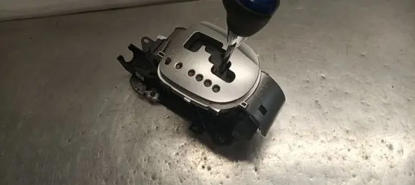 Toyota Yaris Gear shifter/selector 3356052590
